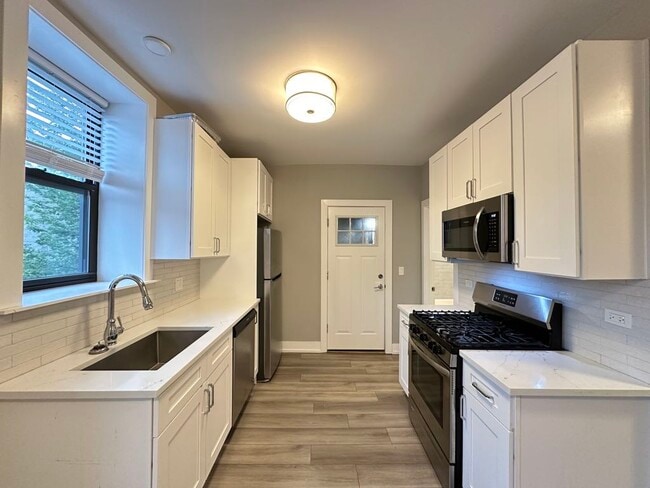 3913 N Janssen Ave Unit W3