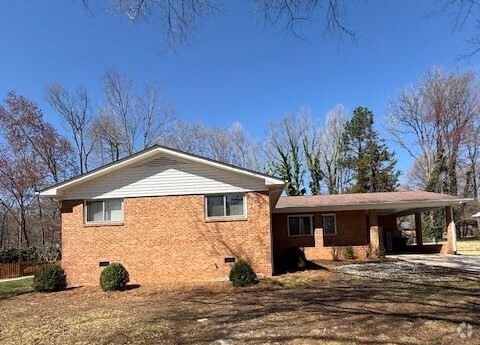 Building Photo - 2120 Belmont Dr Rental