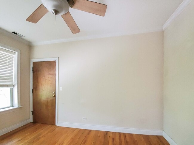 Photo - 1212 W Waveland Ave