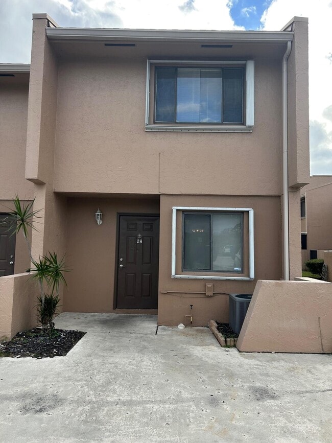 Building Photo - 139 Sparrow Dr