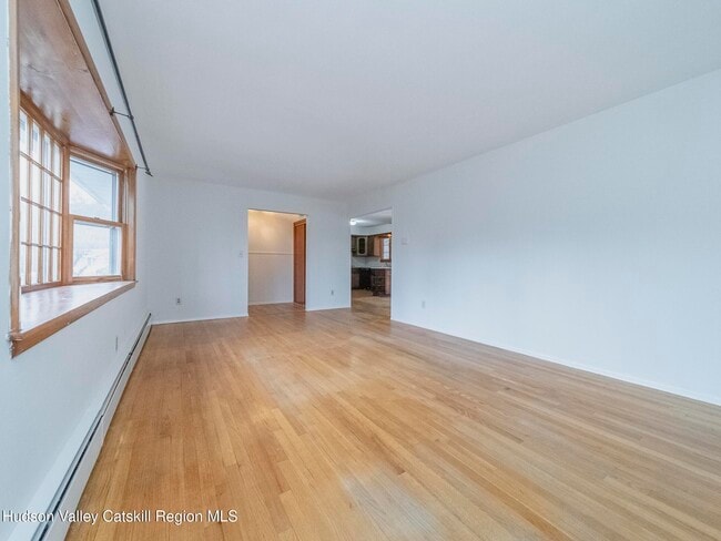 Photo - 30 Redwood Rd