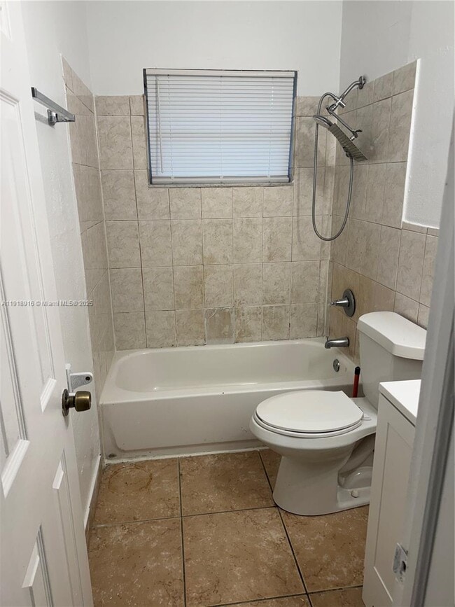 Photo - 2750 NW 20th St Unit 1-2