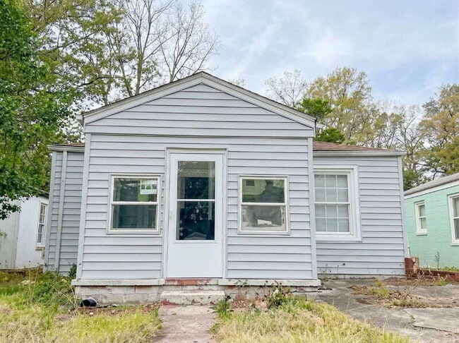 Photo - 355 Liberty Ave