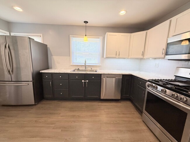 31 University Ct