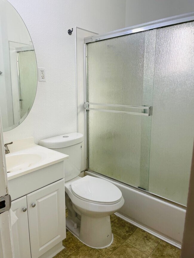 Photo - 2081-437 Myrtle Unit 437 Myrtle Ave #F