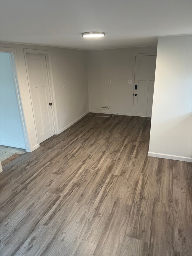 Photo - 19-21 Penrose Avenue Unit 4