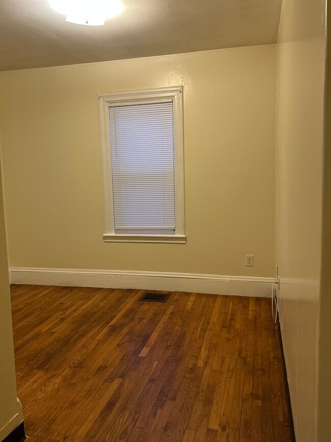 Photo - 19 Rockwell St Unit 1