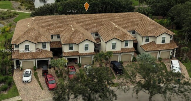 Building Photo - 5710 Mayflower Way Unit 102