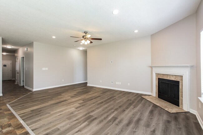 Photo - 8267 Templederry Dr