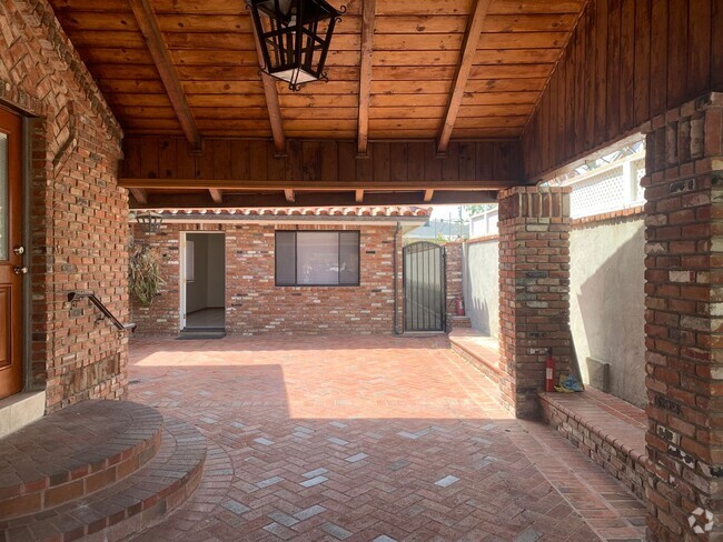 Building Photo - 2 Properties Available for Rent! Ranch sty... Rental