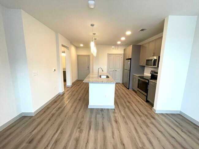 Photo - 1111 Gallagher Dr Unidad 3121