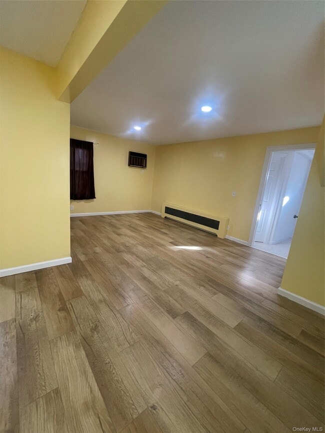 Photo - 2585 Beach Dr