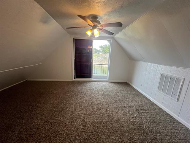 Photo - 2331 Live Oak Cir