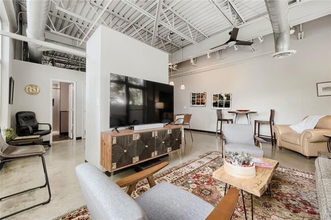 Photo - 5200 Peachtree Rd Unit 3208