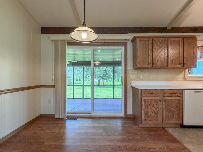 Photo - 60 Glenbrook Rd