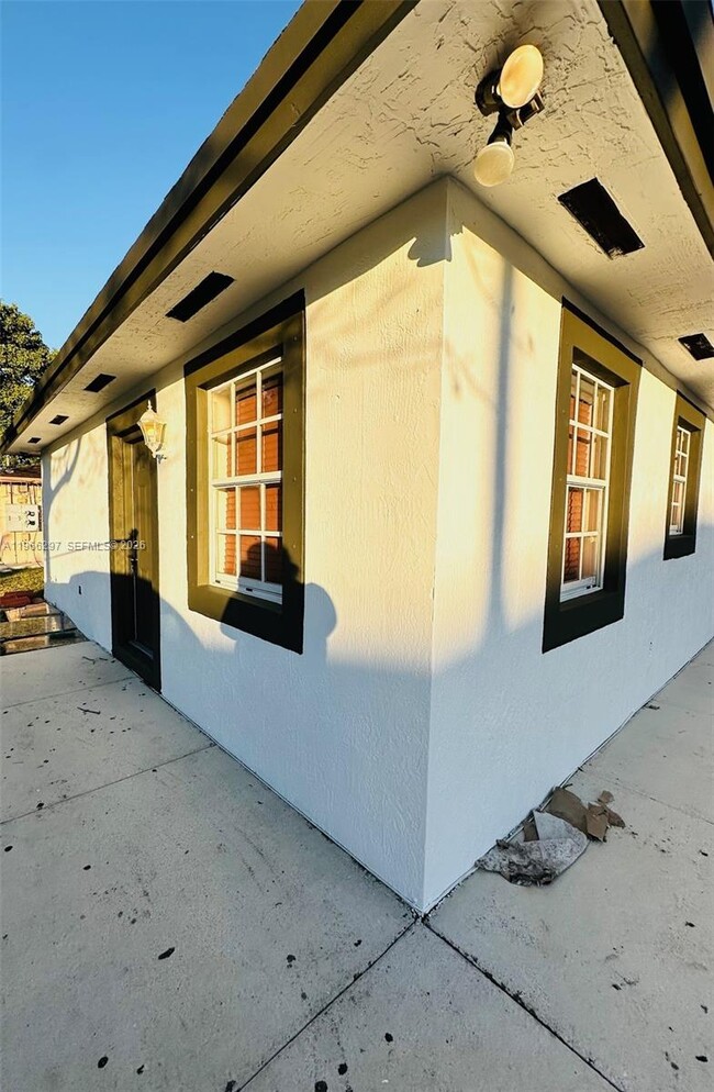 Photo - 3252 NW 94th St Unit 0