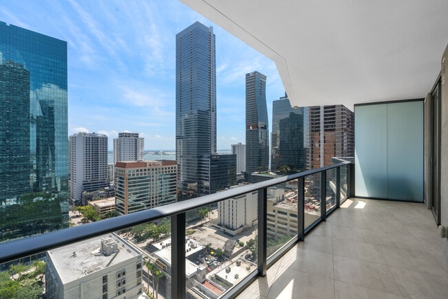 Photo - 1300 S Miami Ave Unit L-04