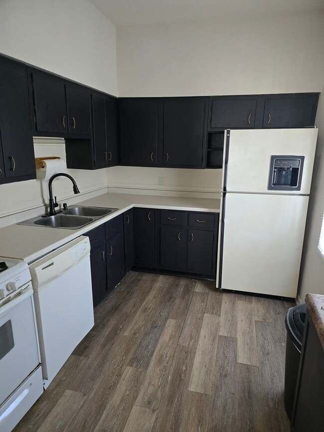 Photo - Hall St Leland IL Unit Apt A Lower