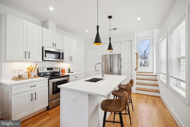 Photo - 1181 Neal St NE Townhome