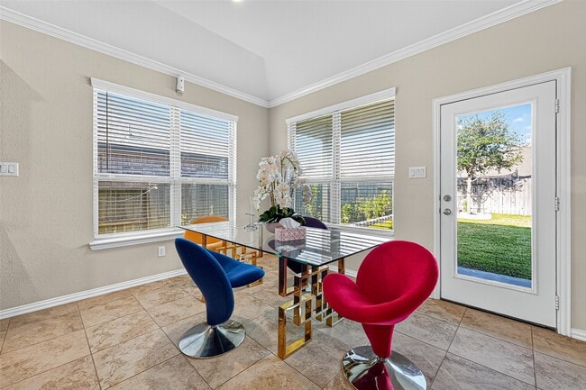 Photo - 10519 Forfar Ln