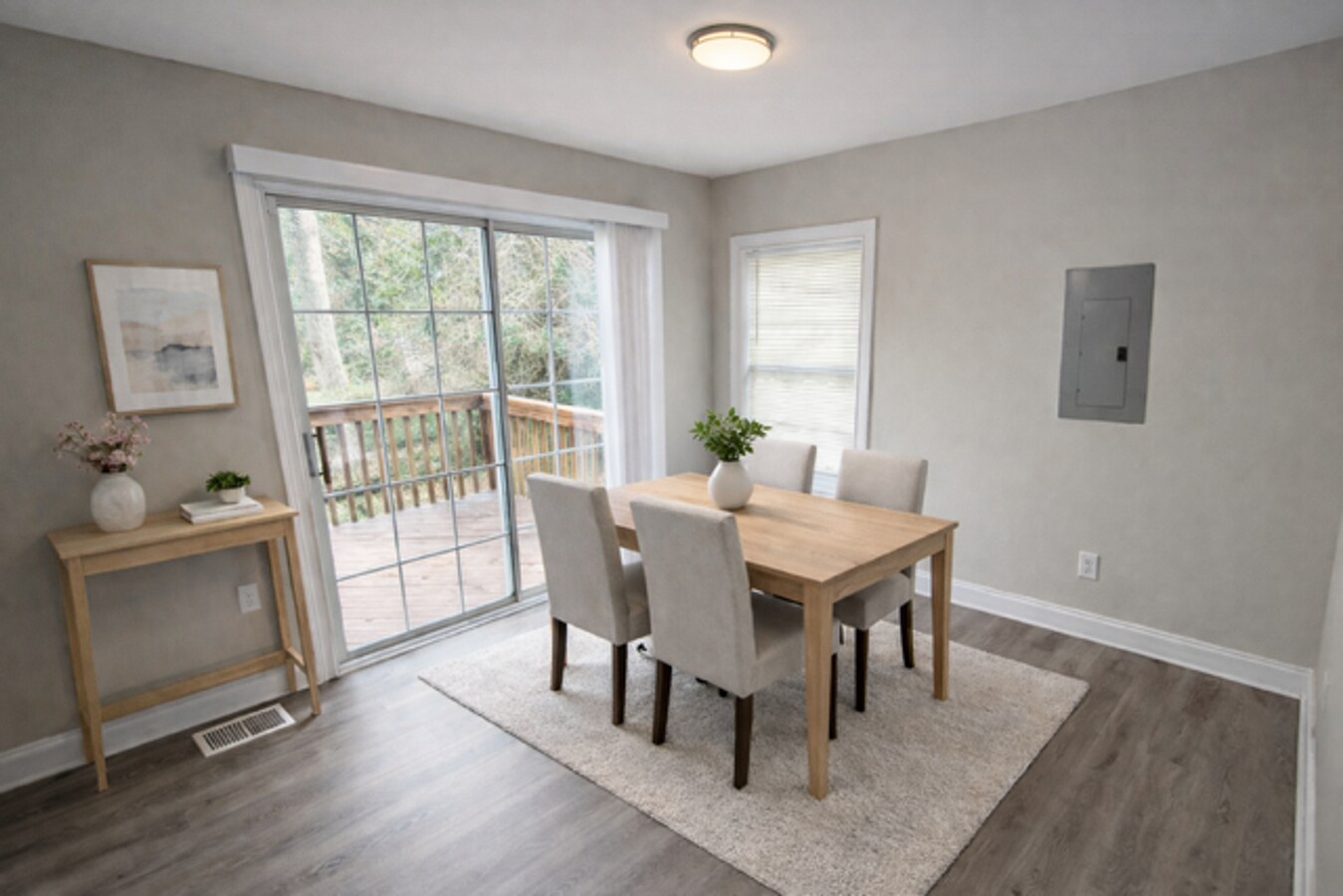 Photo - 3520 Byrnes St