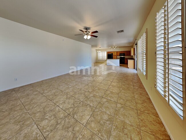 Photo - 1806 S 118th Dr