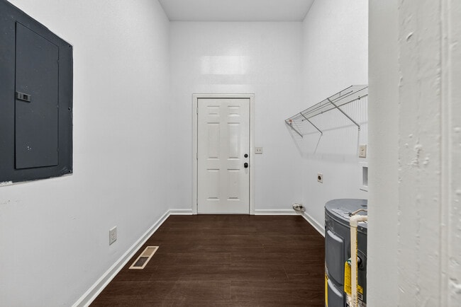 Photo - 2807 Beacon Ave Unit 2