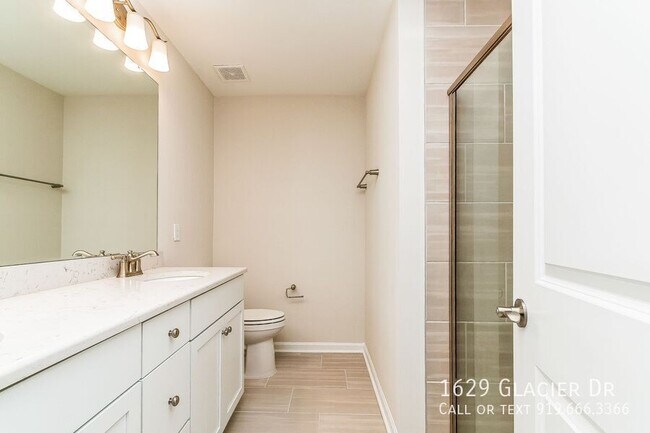 Photo - 1629 Glacier Dr