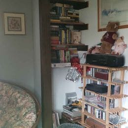 Photo - 3292 Davies Ave