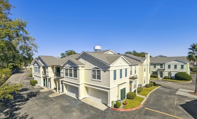 Photo - 2252 Beach Dr Unidad 1404 Rental