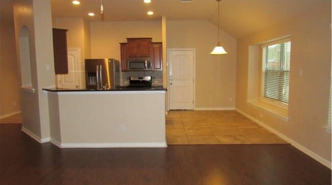 Photo - 20821 Huckabee Bend