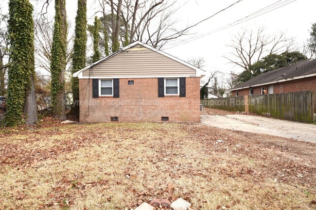 Photo - 6252 Edward St