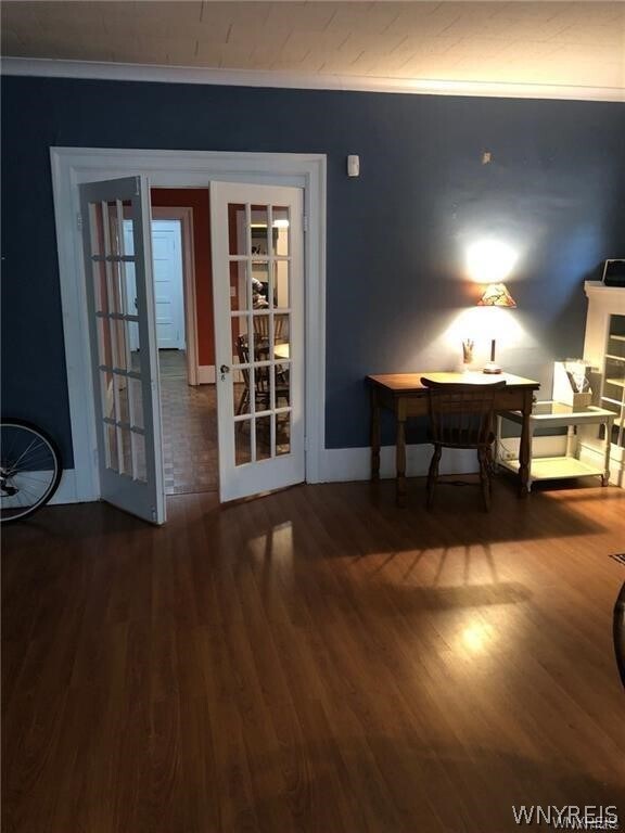 Photo - 581 Richmond Ave