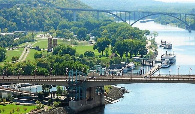 Layfette y puentes altos - Cherokee Bluffs