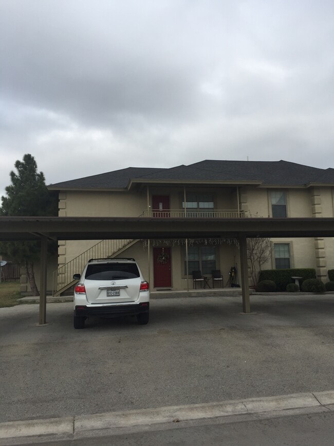 Building Photo - 121 Ramon Cardenas Dr Unit C Rental