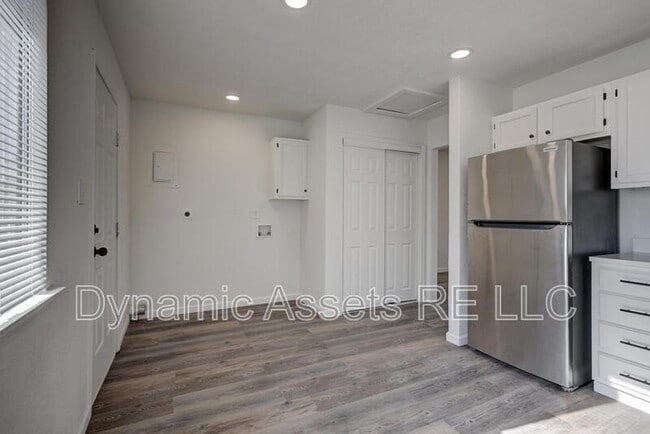 Photo - 1902 John F Kennedy St Unit A