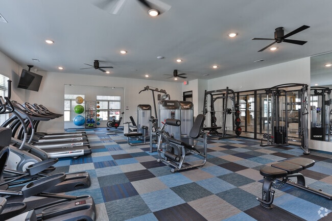 Fitness Center - Azure Carnes Crossroads