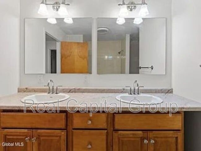 Photo - 309 Harlem St Unit 2