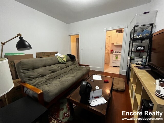 Photo - 139 Oxford St Unit 12