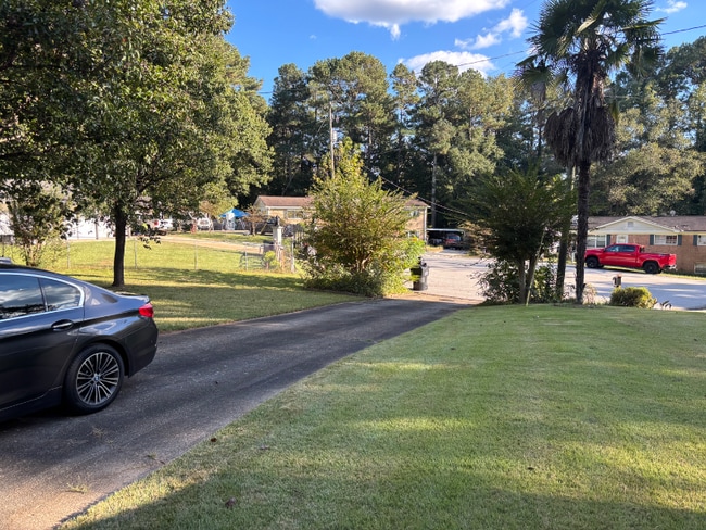 Building Photo - 2311 Chestnut Log Pl