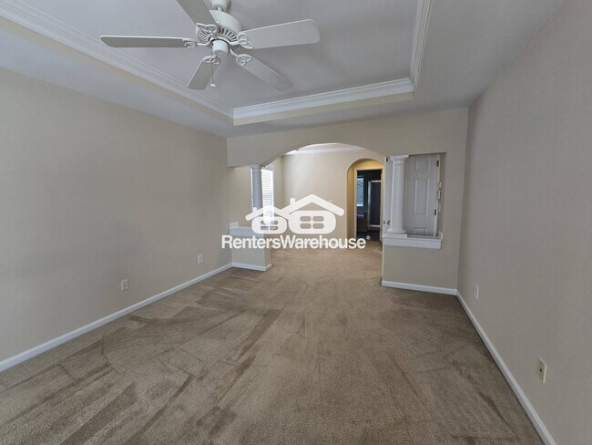 2761 Autumn View Dr