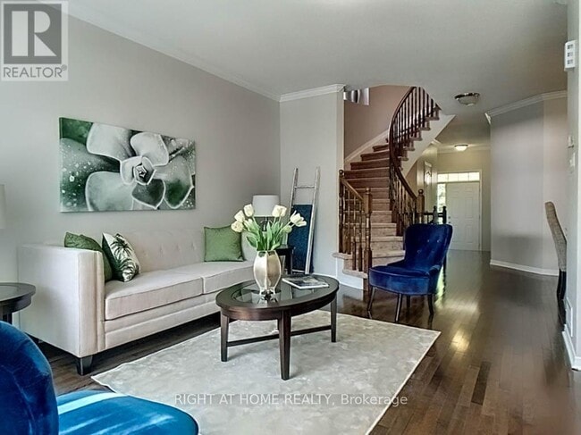 Photo - 125 Hornchurch Ln