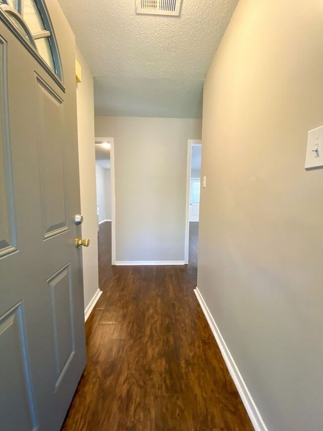 Photo - 3 bed, 2 bath in Horn Lake (ss appliances,...