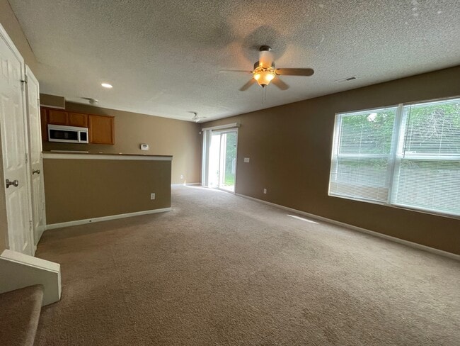 Photo - 2608 Deerfield Blvd