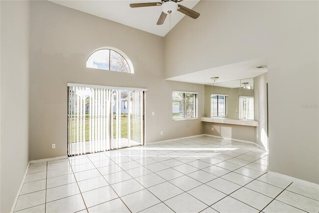 Photo - 155 Sandalwood Dr