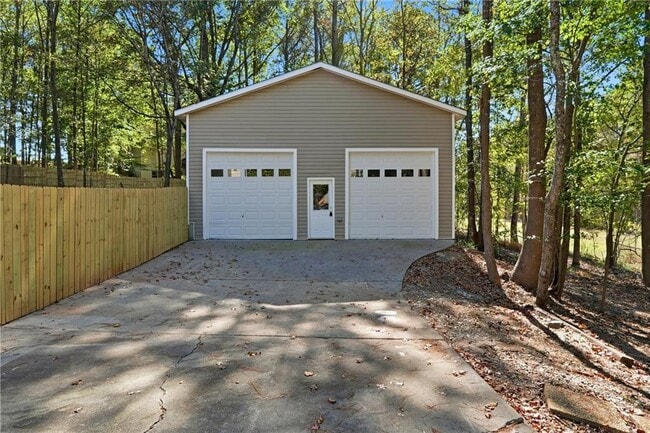 Photo - 209 Barrett Springs Way