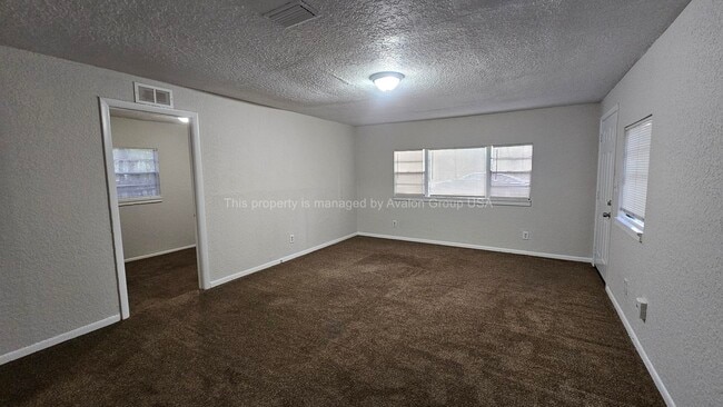 9658 Gibson Ave