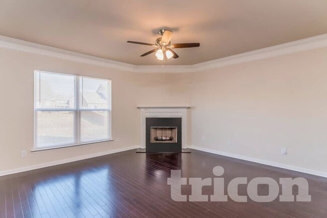 Photo - 1040 Merrick Rd