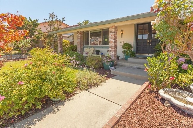 Building Photo - 6677 Mount Forest Dr