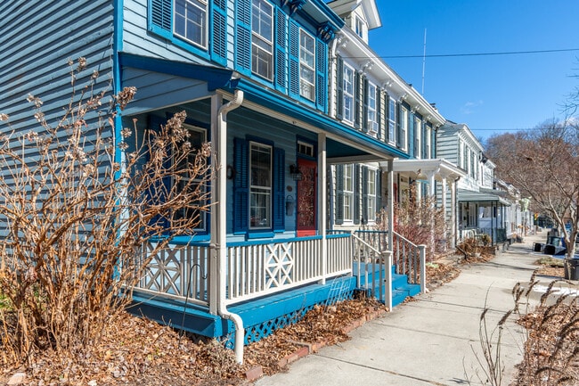 Photo - 34 Buttonwood St